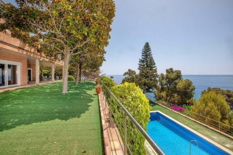 Сasa de 6 dormitorios en venta en Blanes, Gerona, Cataluña, Spain № 6192