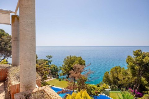 Сasa de 6 dormitorios en venta en Blanes, Gerona, Cataluña, Spain № 6192 - foto 9