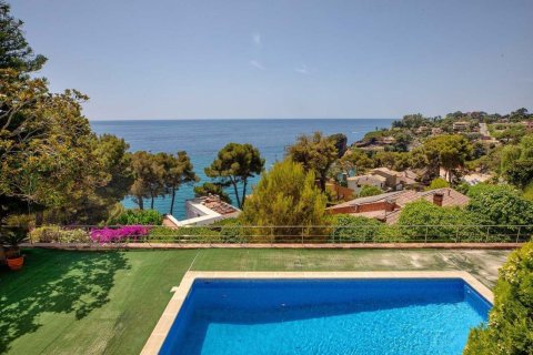 Сasa de 6 dormitorios en venta en Blanes, Gerona, Cataluña, Spain № 6192 - foto 23