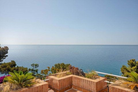 Сasa de 6 dormitorios en venta en Blanes, Gerona, Cataluña, Spain № 6192 - foto 6