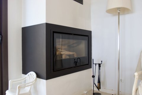 Сasa de 4 dormitorios en venta en Begur, Gerona, Cataluña, Spain № 6196 - foto 12