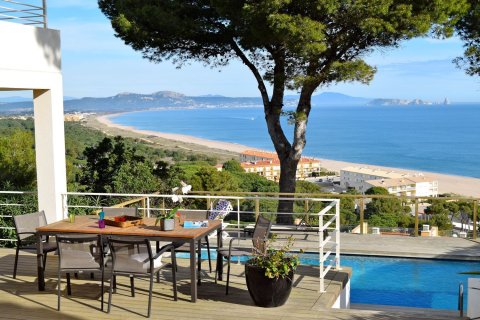 Сasa de 4 dormitorios en venta en Begur, Gerona, Cataluña, Spain № 6196
