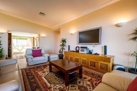 Сasa de 6 dormitorios en venta en Begur, Gerona, Cataluña, Spain № 6195 - foto 17