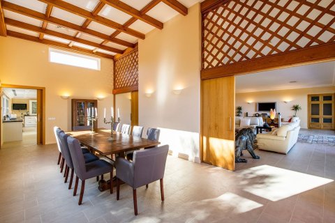 Сasa de 6 dormitorios en venta en Begur, Gerona, Cataluña, Spain № 6195 - foto 24