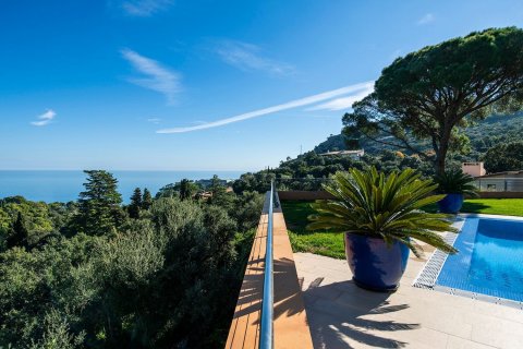 Сasa de 6 dormitorios en venta en Begur, Gerona, Cataluña, Spain № 6195 - foto 5