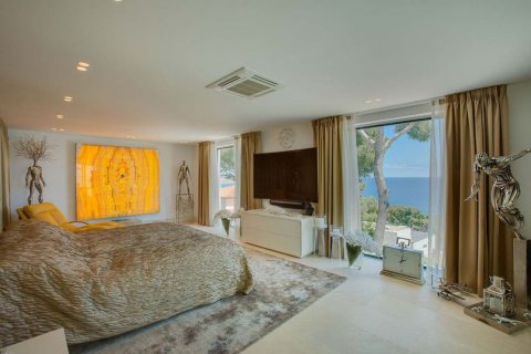 Купить дом в Калонже, Испания с 6 комнат, 532м², № 6190 - фото 6