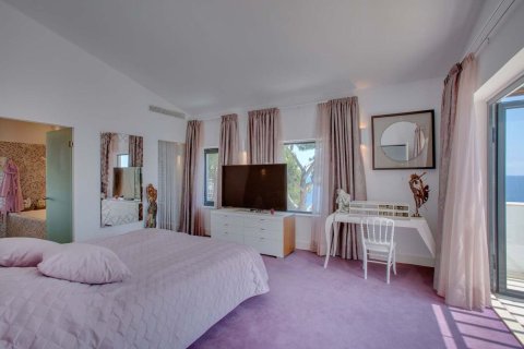 Купить дом в Калонже, Испания с 6 комнат, 532м², № 6190 - фото 24