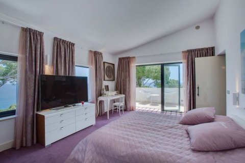 Купить дом в Калонже, Испания с 6 комнат, 532м², № 6190 - фото 30
