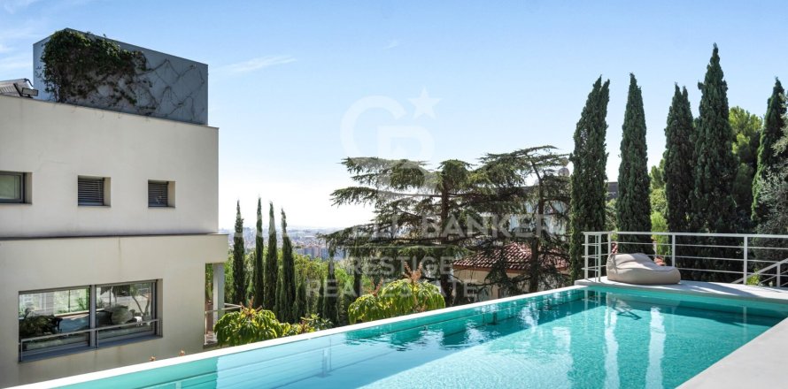 Сasa de 6 dormitorios en venta en Barcelona, Cataluña, Spain № 6047