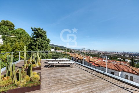 Сasa de 6 dormitorios en venta en Barcelona, Cataluña, Spain № 6047 - foto 23