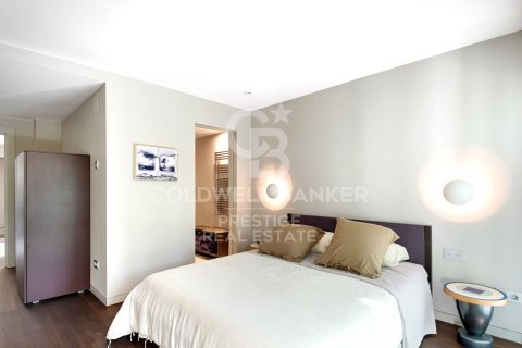 Сasa de 6 dormitorios en venta en Barcelona, Cataluña, Spain № 6047 - foto 11