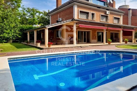 Сasa de 5 dormitorios en venta en Esplugues de Llobregat, Barcelona, Cataluña, Spain № 6049