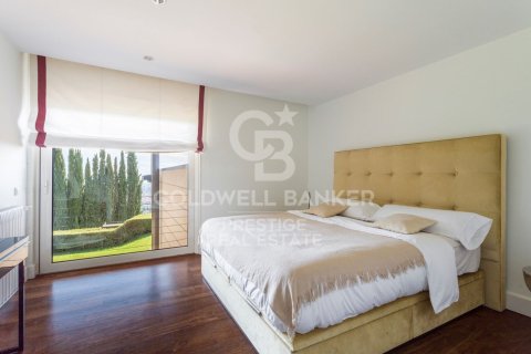 Сasa de 7 dormitorios en venta en Barcelona, Cataluña, Spain № 6051 - foto 15
