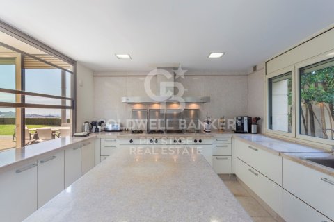 Сasa de 7 dormitorios en venta en Barcelona, Cataluña, Spain № 6051 - foto 13