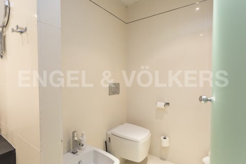Ático de 3 dormitorios en venta en Sant Martí, Barcelona, Cataluña, Spain № 2647 - foto 4
