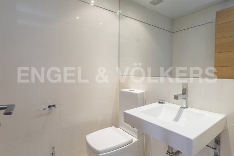 Ático de 3 dormitorios en venta en Sant Martí, Barcelona, Cataluña, Spain № 2647 - foto 30