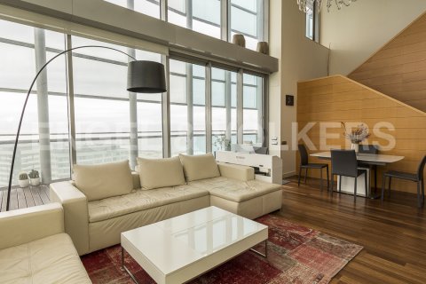 Ático de 3 dormitorios en venta en Sant Martí, Barcelona, Cataluña, Spain № 2647 - foto 22