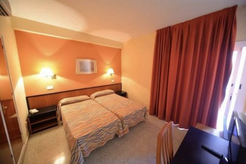 Propiedad comercial de 7250 m² en venta en Lloret de Mar, Gerona, Cataluña, Spain № 1441 - foto 5
