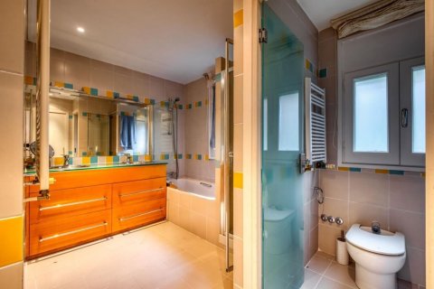 Сasa de 6 dormitorios en venta en Sant Cugat del Vallès, Barcelona, Cataluña, Spain № 1438 - foto 30