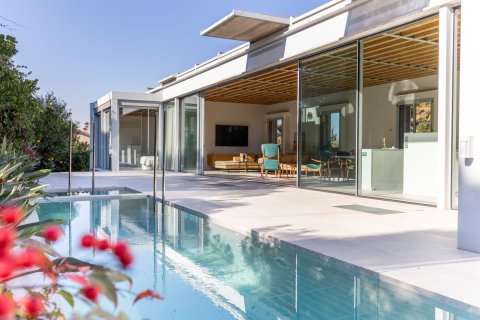 Сasa de 5 dormitorios en venta en Sant Cugat del Vallès, Barcelona, Cataluña, Spain № 1440