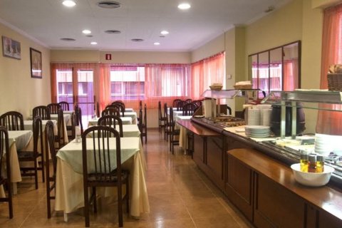 1294 sq.m. commercial property for sale in Lloret de Mar, Girona, Catalonia, Spain № 1443 - photo 8