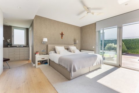 Сasa de 5 dormitorios en venta en Sant Cugat del Vallès, Barcelona, Cataluña, Spain № 1439 - foto 8