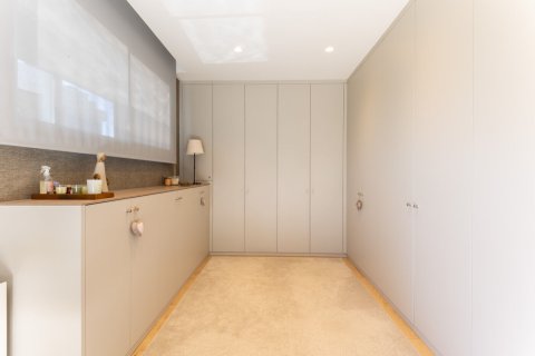 Сasa de 5 dormitorios en venta en Sant Cugat del Vallès, Barcelona, Cataluña, Spain № 1439 - foto 10