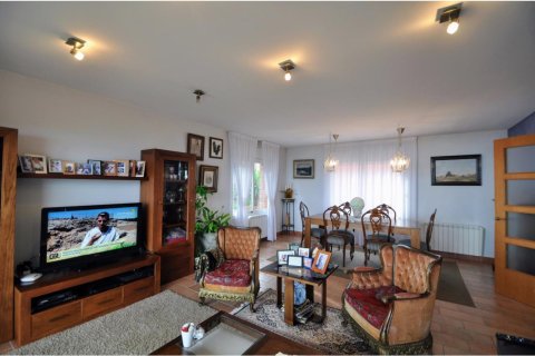 Сasa de 6 dormitorios en venta en Lloret de Mar, Gerona, Cataluña, Spain № 1363 - foto 2