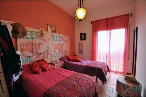 Сasa de 6 dormitorios en venta en Lloret de Mar, Gerona, Cataluña, Spain № 1363 - foto 12