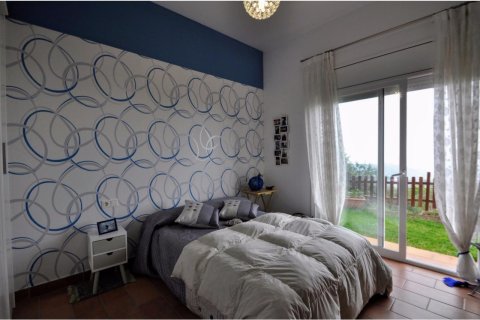 Сasa de 6 dormitorios en venta en Lloret de Mar, Gerona, Cataluña, Spain № 1363 - foto 10