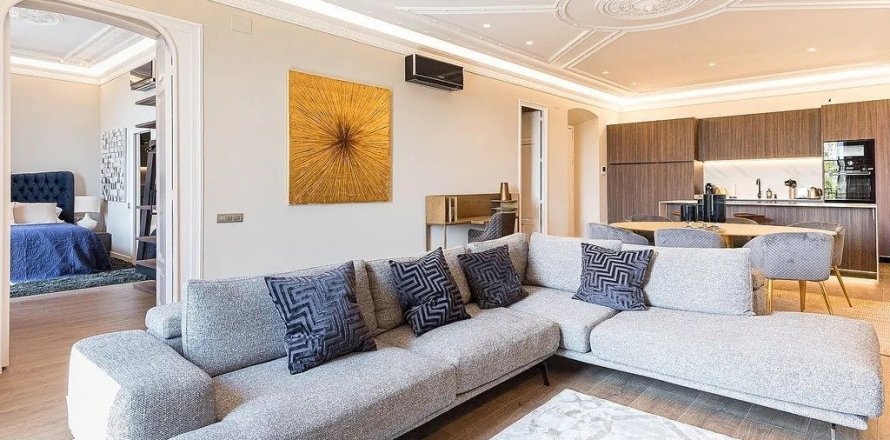 2 bedrooms apartment for sale in Barcelona, Catalonia, Spain № 1364