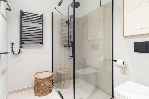 2 bedrooms apartment for sale in Barcelona, Catalonia, Spain № 1364 - photo 25