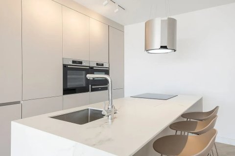 Apartamento de 2 dormitorios en venta en Barcelona, Cataluña, Spain № 1366 - foto 8