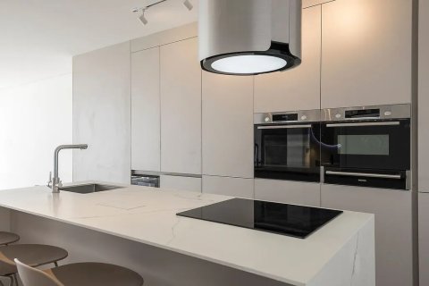 Apartamento de 2 dormitorios en venta en Barcelona, Cataluña, Spain № 1366 - foto 5