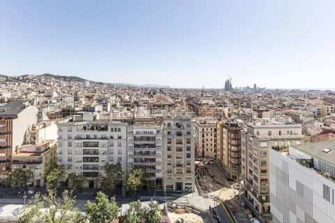 Apartamento de 2 dormitorios en venta en Barcelona, Cataluña, Spain № 1366 - foto 16