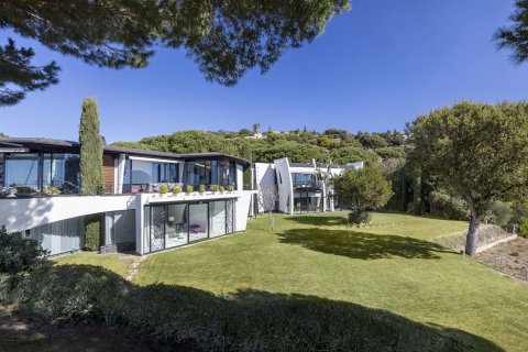 Apartamento de 7 dormitorios en venta en Sant Andreu de Llavaneres, Barcelona, Cataluña, Spain № 1367 - foto 4