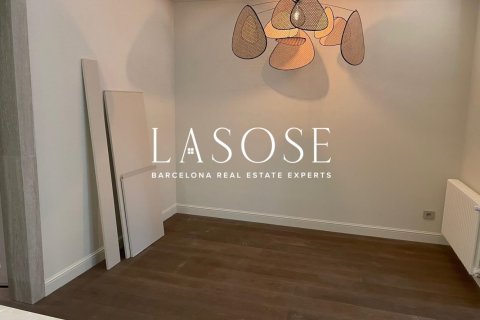 3 bedrooms apartment for sale in Eixample, Barcelona, Catalonia, Spain № 2467 - photo 13