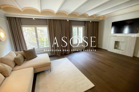 Apartamento de 3 dormitorios en venta en Eixample, Barcelona, Cataluña, Spain № 2467