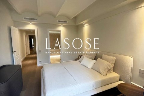 3 bedrooms apartment for sale in Eixample, Barcelona, Catalonia, Spain № 2467 - photo 29