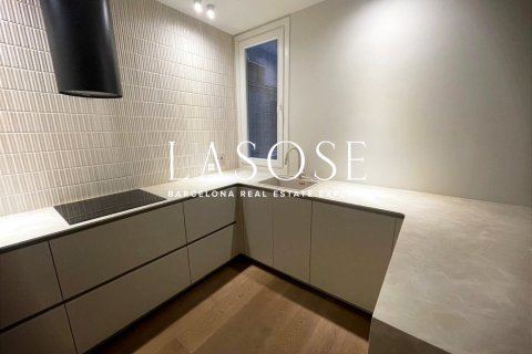 3 bedrooms apartment for sale in Eixample, Barcelona, Catalonia, Spain № 2467 - photo 27