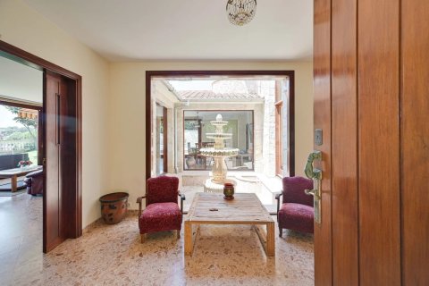 Сasa de 5 dormitorios en venta en Blanes, Gerona, Cataluña, Spain № 2470 - foto 25