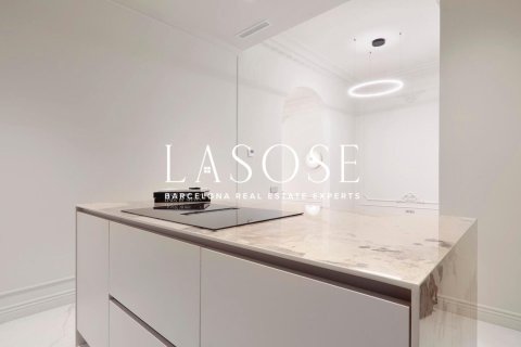 4 bedrooms apartment for sale in Eixample, Barcelona, Catalonia, Spain № 2466 - photo 27