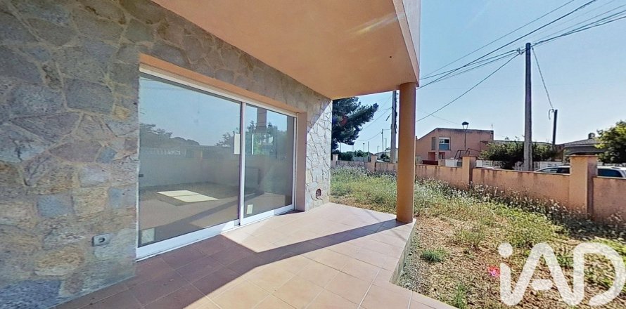 Сasa de 5 dormitorios en venta en Bellvei, Tarragona, Cataluña, Spain № 8394