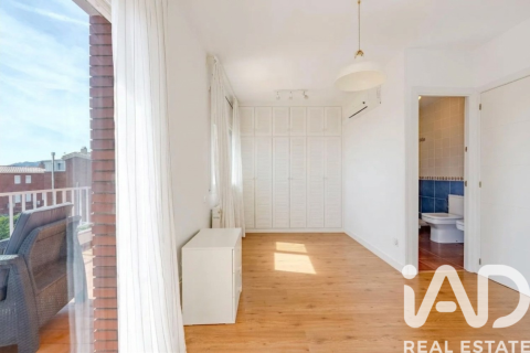 Купить таунхаус в Вилассар-де-Дальт, Испания с 4 спальни, 228м², № 8391 - фото 16