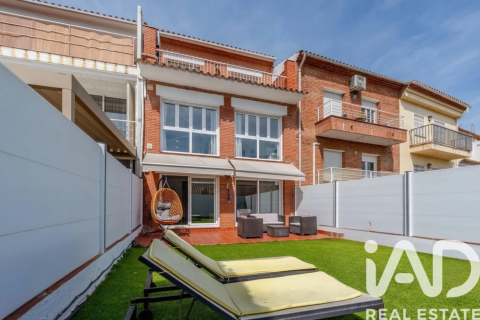Купить таунхаус в Вилассар-де-Дальт, Испания с 4 спальни, 228м², № 8391 - фото 4