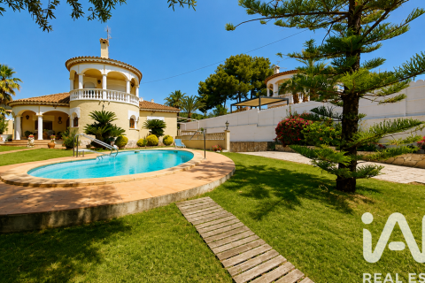 Сasa de 3 dormitorios en venta en El Vendrell, Tarragona, Cataluña, Spain № 8397