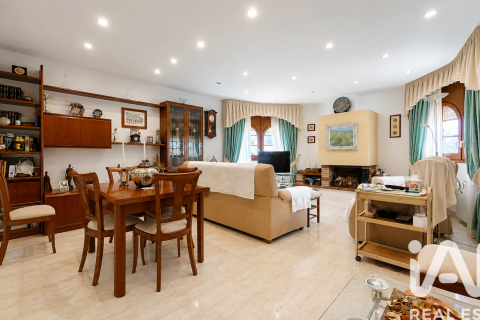 Купить дом в Эль-Вендрель, Испания с 3 спальни, 299м², № 8397 - фото 16