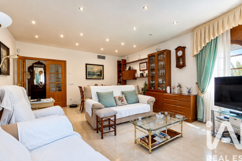 Купить дом в Эль-Вендрель, Испания с 3 спальни, 299м², № 8397 - фото 15