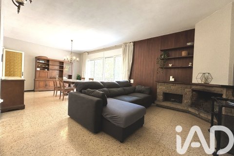Apartamento de 5 dormitorios en venta en Sabadell, Barcelona, Cataluña, Spain № 8393 - foto 27