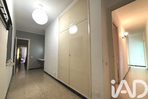 Apartamento de 5 dormitorios en venta en Sabadell, Barcelona, Cataluña, Spain № 8393 - foto 11